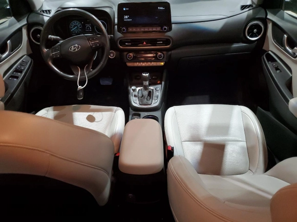 2022 Hyundai Kona Limited with VIN KM8K53A30NU814536, listed as a Copart auction lot 87874945 with 31,399 mi miles and Salvage Title. Bid and sale history available at carsss.com. Image 8.
