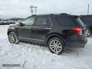 2014 Ford Explorer XLT with VIN 1FM5K8D80EGC40979, listed as a Copart auction lot 42726955 with 200,119 mi miles and Clean Title. Bid and sale history available at carsss.com. Image 2.