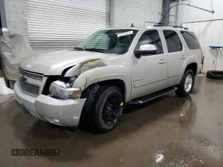 2009 Chevrolet Tahoe 1LT z VIN 1GNFK23059R286875, wystawiony jako Copart lot #83015324 z przebiegiem 181 630 mil mil oraz Szkoda całkowita • Salvage title. Historia ofert i sprzedaży dostępna na DreamBid. Obrazek 1.