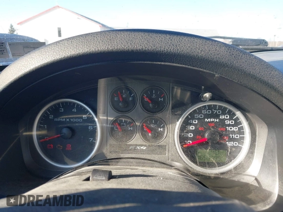 2004 Ford F-150 XLT with VIN 1FTPX14524NA28252, listed as a IAAI auction lot 41753719 with 165,179 mi miles. Bid and sale history available at carsss.com. Image 7.
