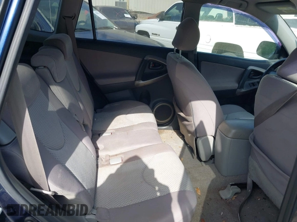 2007 Toyota RAV4 with VIN JTMBD33V775088452, listed as a IAAI auction lot 42036282 with 1 mi miles. Bid and sale history available at carsss.com. Image 8.