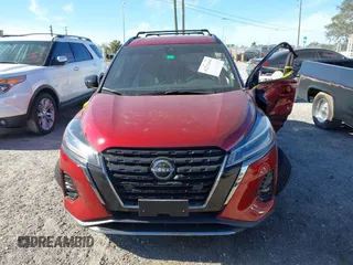 2024 Nissan Kicks SR with VIN 3N1CP5DV9RL529929, listed as a IAAI auction lot 41211464 with 7,695 mi miles and . Bid and sale history available at carsss.com. Image 12.