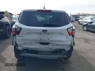 2017 Ford Escape SE z VIN 1FMCU0GD9HUD20265, wystawiony jako IAAI lot #41389092 z przebiegiem 66 778 mil mil oraz . Historia ofert i sprzedaży dostępna na DreamBid. Obrazek 17.