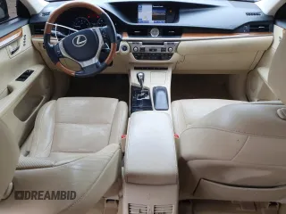 2013 Lexus ES 300h with VIN JTHBW1GG4D2003735, listed as a Copart auction lot 54612685 with 130,280 mi miles and Salvage Title. Bid and sale history available at DreamBid. Image 8.