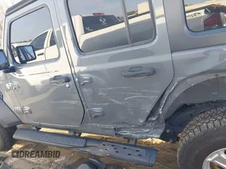 2019 Jeep Wrangler Unlimited Sport S с VIN 1C4HJXDNXKW521175, выставлен на аукционе IAAI как лот 41902053 с пробегом 56 184 миль миль и . История ставок и продаж доступна на DreamBid. Изображение 6.