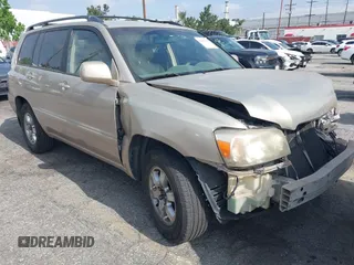 2004 Toyota Highlander z VIN JTEDP21A240040467, wystawiony jako IAAI lot #42237662 z przebiegiem 227 863 mil mil oraz . Historia ofert i sprzedaży dostępna na DreamBid. Obrazek 1.