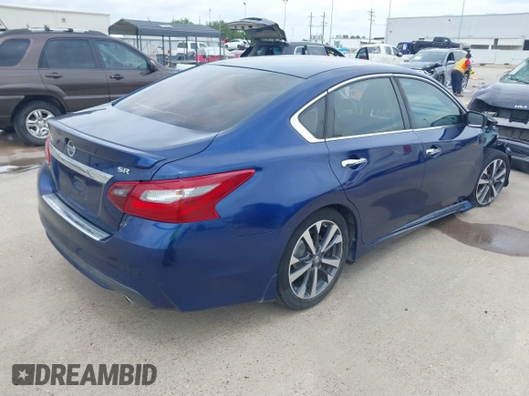 2017 Nissan Altima SR with VIN 1N4AL3AP2HN347052, listed as a IAAI auction lot 42114336 with 34,928 mi miles and . Bid and sale history available at carsss.com. Image 4.