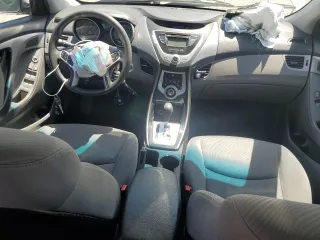 2012 Hyundai Elantra Limited z VIN KMHDH4AE2CU345566, wystawiony jako Copart lot #59151575 z przebiegiem 108 875 mil mil oraz Szkoda całkowita • Salvage title. Historia ofert i sprzedaży dostępna na DreamBid. Obrazek 8.