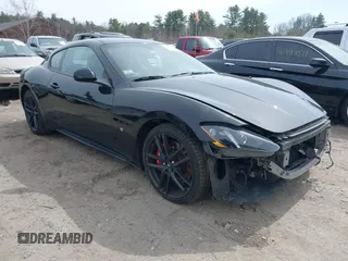 2014 Maserati GranTurismo Sport z VIN ZAM45VLA4E0085271, wystawiony jako IAAI lot #41923799 z przebiegiem 69 525 mil mil oraz . Historia ofert i sprzedaży dostępna na DreamBid. Obrazek 1.