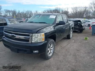 2007 Chevrolet Silverado 1500 LTZ with VIN 2GCEK13YX71690006, listed as a IAAI auction lot 41335272 with 249,949 mi miles. Bid and sale history available at carsss.com. Image 17.