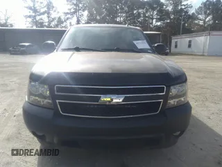 2010 Chevrolet Suburban LT with VIN 1GNUCJE01AR196820, listed as a IAAI auction lot 40713946 with 234,838 mi miles and . Bid and sale history available at DreamBid. Image 12.