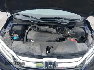 2018 Honda Odyssey Touring with VIN 5FNRL6H85JB001501, listed as a IAAI auction lot 41911497 with 92,407 mi miles. Bid and sale history available at carsss.com. Image 10.