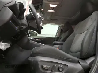 2021 Toyota RAV4 XLE with VIN 2T3W1RFV7MW133029, listed as a Copart auction lot 47130625 with 42,492 mi miles and Salvage Title. Bid and sale history available at carsss.com. Image 7.