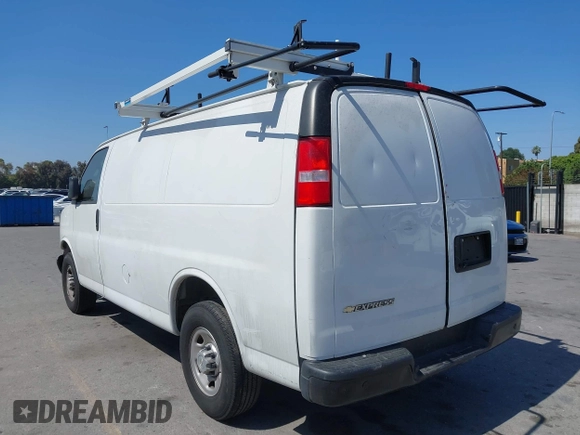 2023 Chevrolet Express Cargo with VIN 1GCWGAFP2P1100606, listed as a IAAI auction lot 42450171 with 34,000 mi miles and . Bid and sale history available at DreamBid. Image 3.