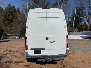 2022 Mercedes-Benz Sprinter with VIN W1Y4ECVY0NT105206, listed as a Copart auction lot 52155085 with 12,000 mi miles and Clean Title. Bid and sale history available at DreamBid. Image 10.