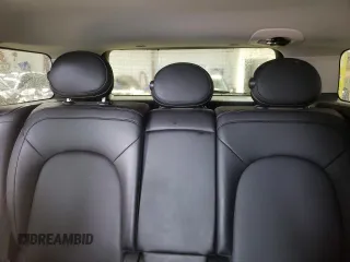 2018 MINI Countryman Cooper с VIN WMZYV5C31J3E04614, выставлен на аукционе Copart как лот 57802375 с пробегом 121 302 миль миль и Списание • Salvage title. История ставок и продаж доступна на DreamBid. Изображение 10.