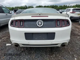 2013 Ford Mustang V6 с VIN 1ZVBP8AMXD5280746, выставлен на аукционе Copart как лот 58743705 с пробегом 111 264 миль миль и Списание • Salvage title. История ставок и продаж доступна на DreamBid. Изображение 6.