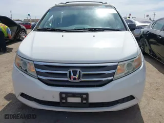 2011 Honda Odyssey EX-L with VIN 5FNRL5H60BB038773, listed as a IAAI auction lot 41762693 with 170,432 mi miles. Bid and sale history available at carsss.com. Image 12.