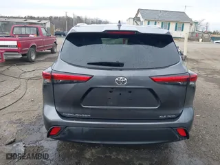 2020 Toyota Highlander XLE with VIN 5TDGZRBH1LS032856, listed as a IAAI auction lot 41675955 with 19,210 mi miles. Bid and sale history available at carsss.com. Image 16.