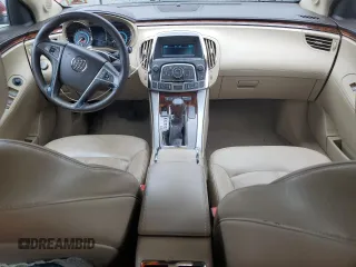 2010 Buick LaCrosse z VIN 1G4GD5GG2AF222908, wystawiony jako Copart lot #57989005 z przebiegiem 119 414 mil mil oraz Czysty tytuł • Clean title. Historia ofert i sprzedaży dostępna na DreamBid. Obrazek 8.