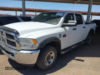 2012 Ram 2500 ST z VIN 3C6TD5CT4CG345995, wystawiony jako IAAI lot #42429630 z przebiegiem 182 396 mil mil oraz . Historia ofert i sprzedaży dostępna na DreamBid. Obrazek 14.