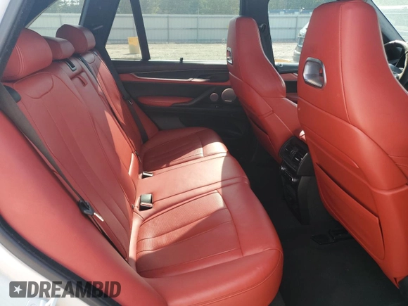 2016 BMW X5 M z VIN 5YMKT6C52G0R79404, wystawiony jako Copart lot #54587105 z przebiegiem 89 465 mil mil oraz Szkoda całkowita • Salvage title. Historia ofert i sprzedaży dostępna na DreamBid. Obrazek 11.