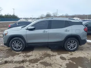 2024 GMC Terrain SLT with VIN 3GKALVEG1RL171374, listed as a IAAI auction lot 41567128 with 21,343 mi miles and . Bid and sale history available at carsss.com. Image 14.