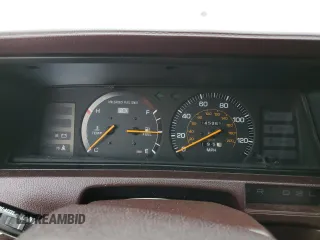 1988 Toyota Camry z VIN JT2SV21W9J0191632, wystawiony jako Copart lot #82323554 z przebiegiem 145 961 mil mil oraz Szkoda całkowita • Salvage title. Historia ofert i sprzedaży dostępna na DreamBid. Obrazek 9.