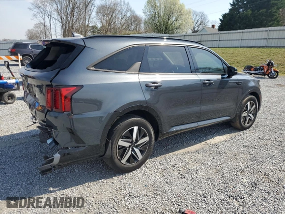 2023 Kia Sorento S with VIN 5XYRL4LC1PG170478, listed as a Copart auction lot 49342115 with 32,991 mi miles and Salvage Title. Bid and sale history available at DreamBid. Image 3.