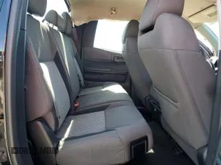 2014 Toyota Tundra SR z VIN 5TFRM5F12EX082207, wystawiony jako Copart lot #49867445 z przebiegiem 80 820 mil mil oraz Szkoda całkowita • Salvage title. Historia ofert i sprzedaży dostępna na DreamBid. Obrazek 10.