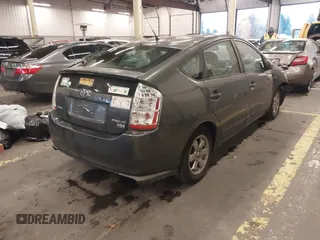 2007 Toyota Prius with VIN JTDKB20U673291386, listed as a IAAI auction lot 41060996 with 103,500 mi miles. Bid and sale history available at carsss.com. Image 4.