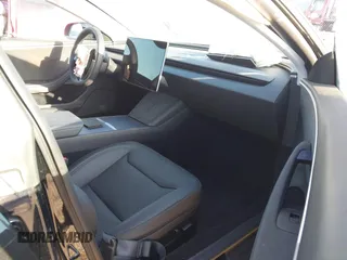 2025 Tesla Model 3 Long Range with VIN 5YJ3E1EB3SF926394, listed as a IAAI auction lot 42249844 with 1,090 mi miles and . Bid and sale history available at DreamBid. Image 5.