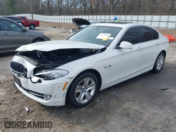2013 BMW 5 Series 528i xDrive with VIN WBAXH5C53DDW16007, listed as a IAAI auction lot 41778356 with 90,498 mi miles and . Bid and sale history available at DreamBid. Image 17.