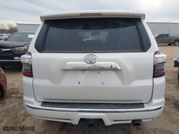 2020 Toyota 4Runner SR5 with VIN JTEBU5JR2L5822163, listed as a IAAI auction lot 41352311 with 100,418 mi miles. Bid and sale history available at carsss.com. Image 16.
