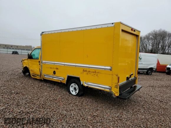 2024 GMC Savana z VIN 1GD07RFP4R1176136, wystawiony jako Copart lot #47645825 z przebiegiem Nie podano mil oraz Szkoda całkowita • Salvage title. Historia ofert i sprzedaży dostępna na DreamBid. Obrazek 2.