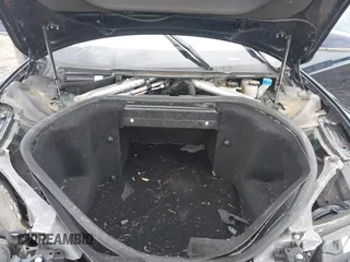 2014 Tesla Model S 60 с VIN 5YJSA1H14EFP44251, выставлен на аукционе IAAI как лот 42267250 с пробегом 60 560 миль миль и . История ставок и продаж доступна на DreamBid. Изображение 10.