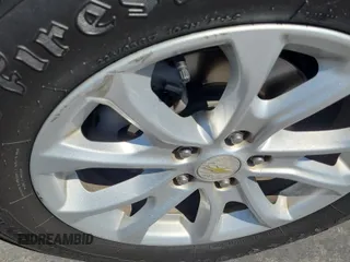 2019 Chevrolet Equinox LT z VIN 2GNAXTEV0K6262186, wystawiony jako IAAI lot #42497989 z przebiegiem 95 331 mil mil oraz . Historia ofert i sprzedaży dostępna na DreamBid. Obrazek 1.