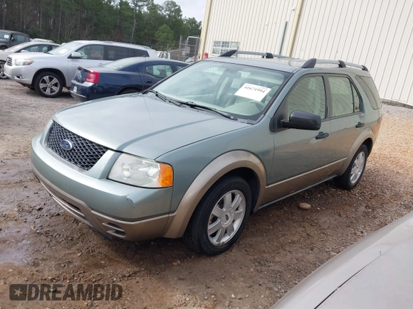 2005 Ford Freestyle SE with VIN 1FMZK01195GA74424, listed as a IAAI auction lot 41671994 with 238,292 mi miles. Bid and sale history available at carsss.com. Image 17.