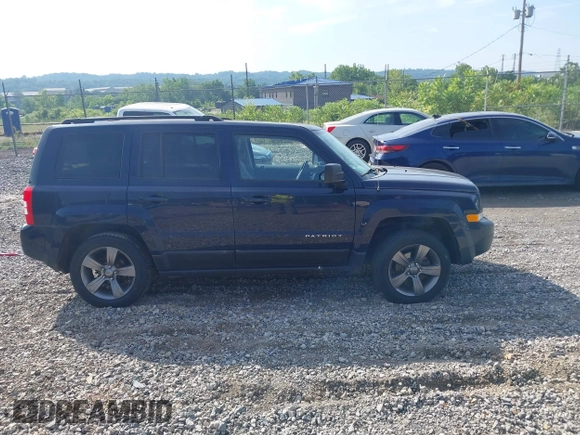 2015 Jeep Patriot High Altitude z VIN 1C4NJRFB7FD417374, wystawiony jako IAAI lot #42439846 z przebiegiem 140 000 mil mil oraz . Historia ofert i sprzedaży dostępna na DreamBid. Obrazek 13.