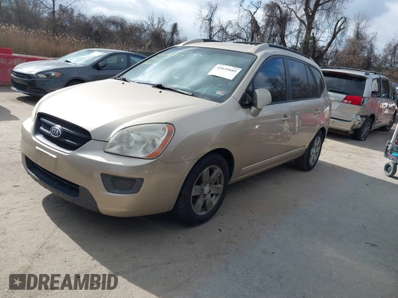 2007 Kia Rondo LX Base with VIN KNAFG525X77050706, listed as a IAAI auction lot 41639889 with 139,095 mi miles. Bid and sale history available at carsss.com. Image 2.