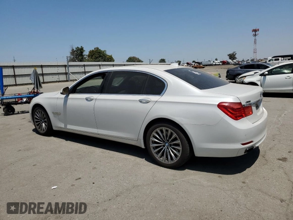2011 BMW 7 Series 740Li z VIN WBAKB4C57BC574160, wystawiony jako Copart lot #62334395 z przebiegiem 138 771 mil mil oraz Czysty tytuł • Clean title. Historia ofert i sprzedaży dostępna na DreamBid. Obrazek 2.