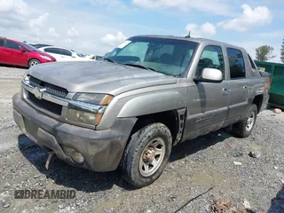 2003 Chevrolet Avalanche with VIN 3GNEC13T23G115201, listed as a IAAI auction lot 42088952 with 1 mi miles. Bid and sale history available at carsss.com. Image 2.
