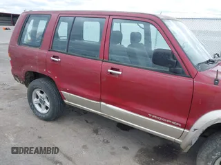 1999 Isuzu Trooper S with VIN JACDJ58X8X7920942, listed as a IAAI auction lot 42029335 with 164,186 mi miles and . Bid and sale history available at DreamBid. Image 6.