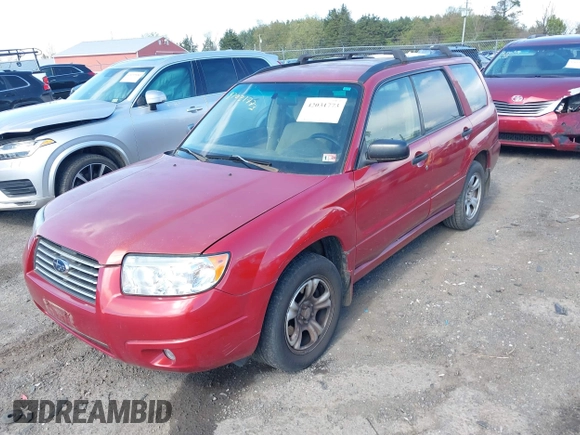 2007 Subaru Forester X with VIN JF1SG636X7H723430, listed as a IAAI auction lot 42031773 with 183,549 mi miles. Bid and sale history available at carsss.com. Image 2.
