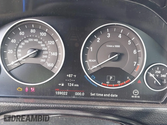 2013 BMW 3 Series 328i xDrive with VIN WBA3B3G56DNR81144, listed as a IAAI auction lot 40620694 with 159,022 mi miles. Bid and sale history available at carsss.com. Image 7.