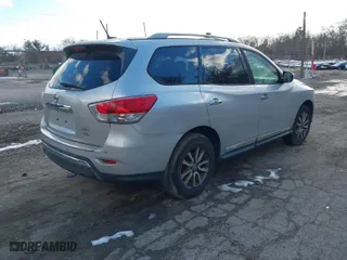 2014 Nissan Pathfinder SV with VIN 5N1AR2MM3EC601441, listed as a IAAI auction lot 41504218 with 120,835 mi miles. Bid and sale history available at carsss.com. Image 4.
