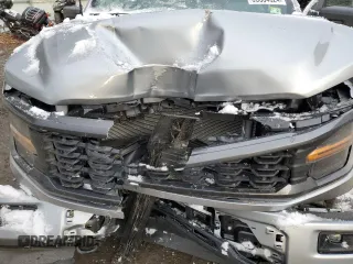 2024 Ford F-150 z VIN 1FTEX2LP5RKE62111, wystawiony jako Copart lot #85634624 z przebiegiem 5 607 mil mil oraz Szkoda całkowita • Salvage title. Historia ofert i sprzedaży dostępna na DreamBid. Obrazek 11.