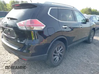 2016 Nissan Rogue SL with VIN 5N1AT2MV8GC870418, listed as a IAAI auction lot 42005368 with 61,063 mi miles and . Bid and sale history available at DreamBid. Image 4.