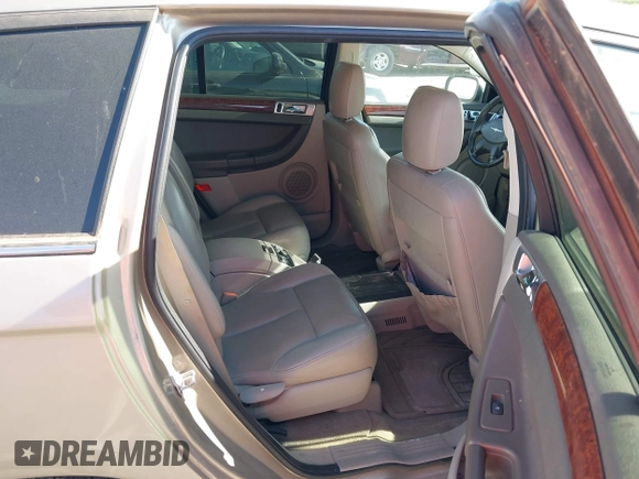 2007 Chrysler Pacifica Touring с VIN 2A8GF68X97R321657, выставлен на аукционе IAAI как лот 42234925 с пробегом 180 253 миль миль и . История ставок и продаж доступна на DreamBid. Изображение 8.