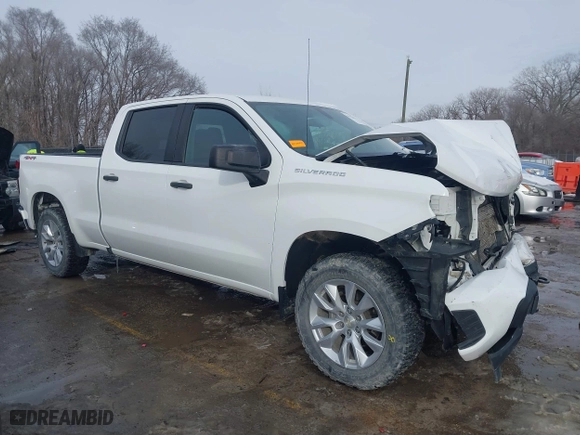 2020 Chevrolet Silverado 1500 Custom with VIN 3GCUYBEF8LG215676, listed as a IAAI auction lot 41572035 with 146,540 mi miles. Bid and sale history available at carsss.com. Image 14.